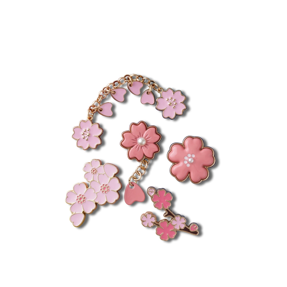 Jibbitz™ Charm Blooming Cherry Blossom – Crocs™ Việt Nam