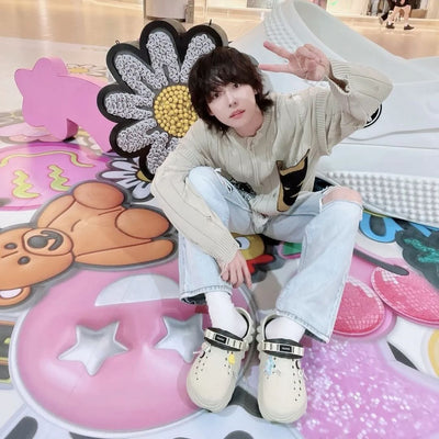 10 Stylish ways to combine shoes with socks for Women/Men