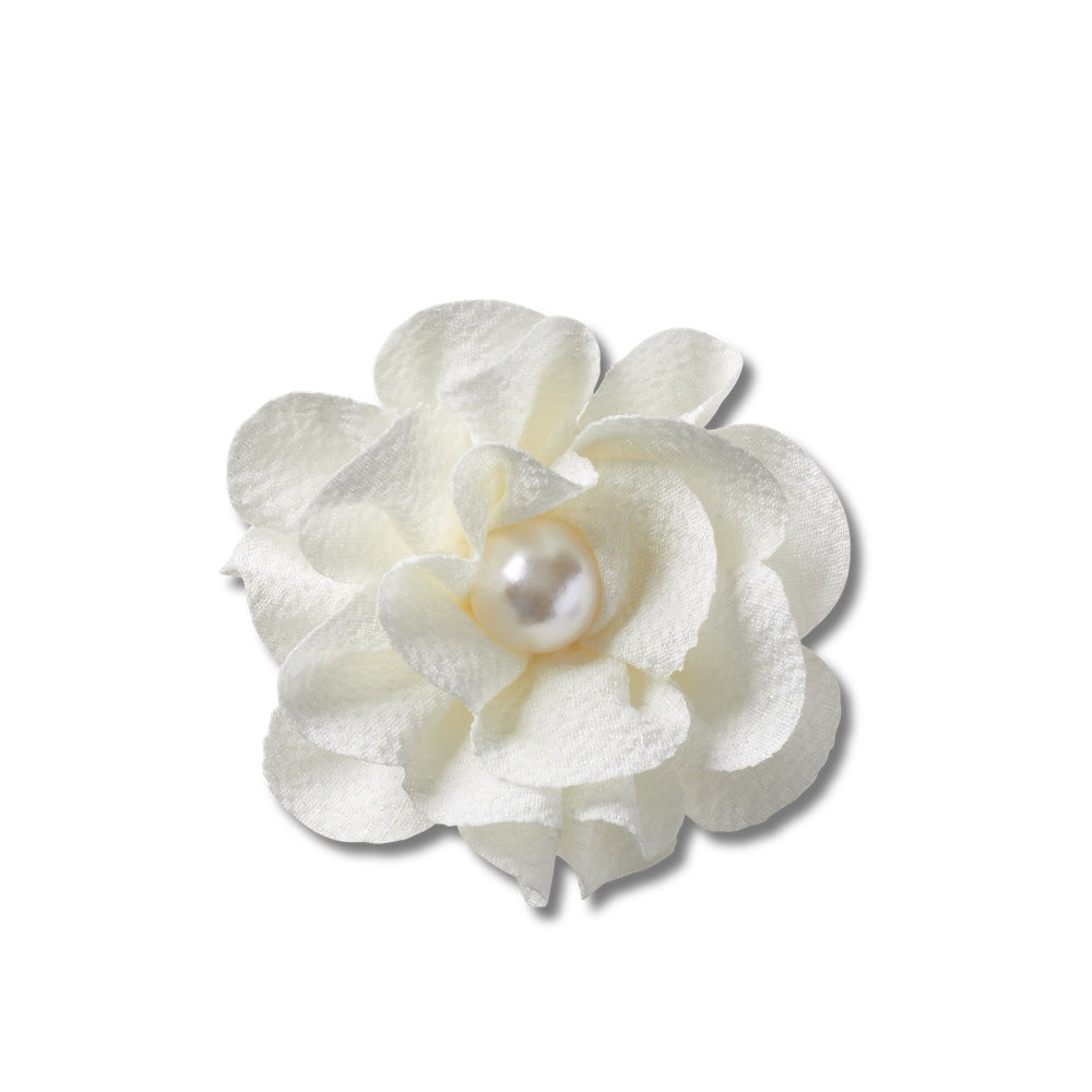 Jibbitz™ Charm White Fabric Flower With Pearl