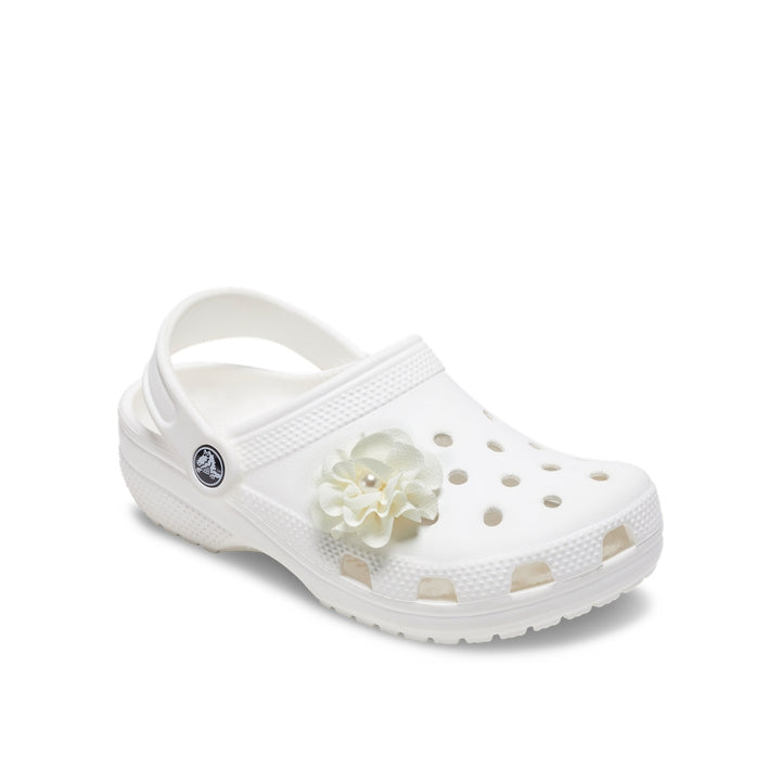 Jibbitz™ Charm White Fabric Flower With Pearl - Crocs™ Việt Nam