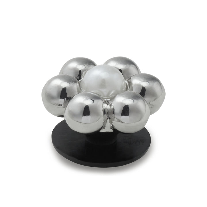 Jibbitz™ Charm Silver and Pearl Tiny Floral - Crocs™ Việt Nam