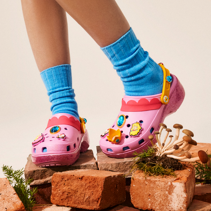 Giày Clog Nữ Crocs Princess Peach Classic Platform - Crocs™ Việt Nam