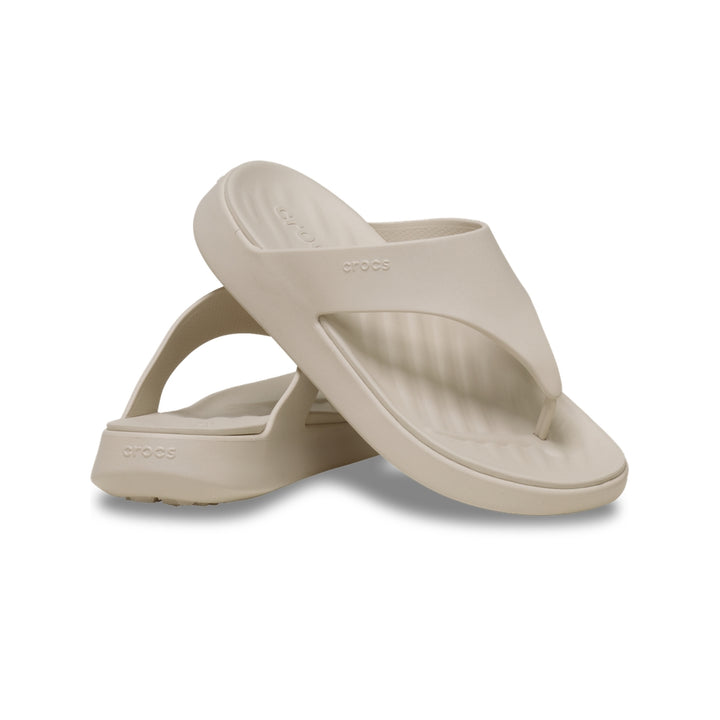 Dép Xỏ Ngón Nữ Crocs Getaway Triangle - Frappé - Crocs™ Việt Nam