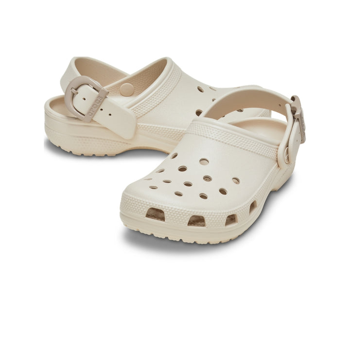 Giày Clog Unisex Crocs Classic Enamel Buckle - Frappé - Crocs™ Việt Nam