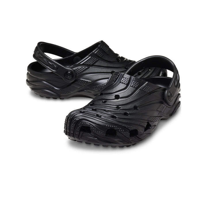 Giày Clog Unisex Crocs Classic Erosion - Black - Crocs™ Việt Nam