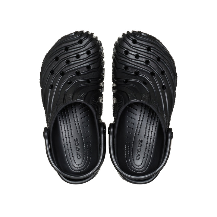Giày Clog Unisex Crocs Classic Erosion - Black - Crocs™ Việt Nam