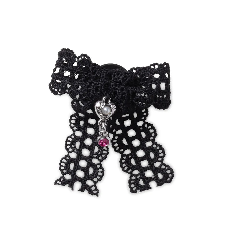 Jibbitz™ Charm Black Lace Bow With Silver Heart - Crocs™ Việt Nam