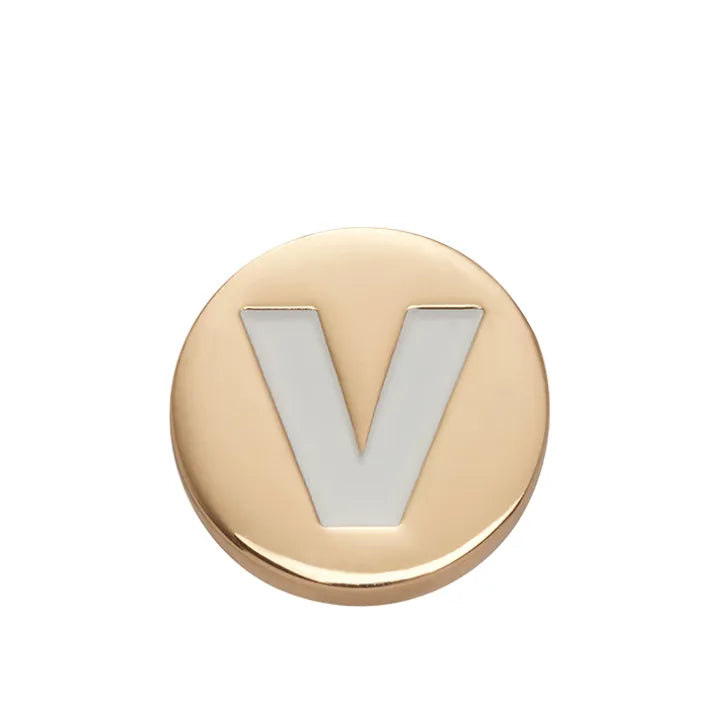 Jibbitz™ Charm Gold Letter V - Crocs™ Việt Nam