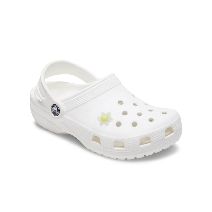 Jibbitz™ Charm Iridescent Flower With Yellow Center - Crocs™ Việt Nam